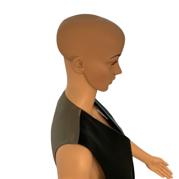 DUNN & CO GREAT BRITAIN…Gorgeous Forest Green Vest 💯 % WOOL - Picture 5 of 10